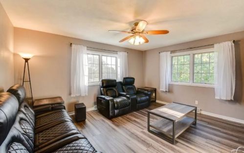 609 Fountain St, Dodgeville, WI 53533-1619