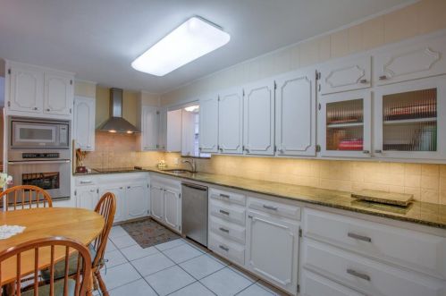 4500 Westlake Dr, Fort Worth TX  76109-4936 exterior