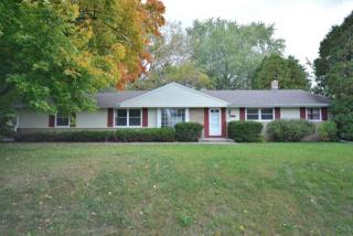 6920 Rockledge Ave, Milwaukee, WI 53209-2920