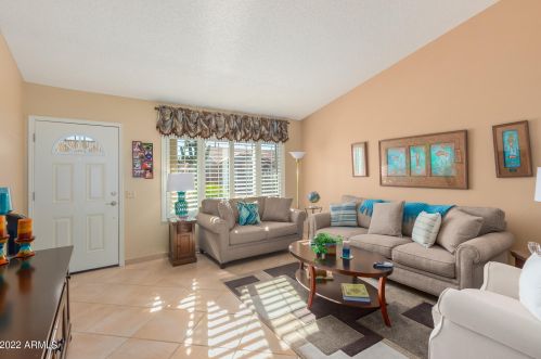 1568 Spyglass Dr, Chandler, AZ 85249-4357