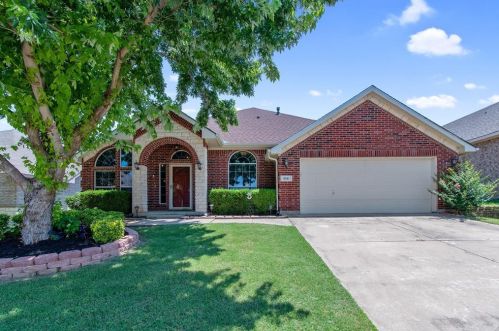 8361 Whippoorwill Dr, Fort Worth, TX 76123-1995