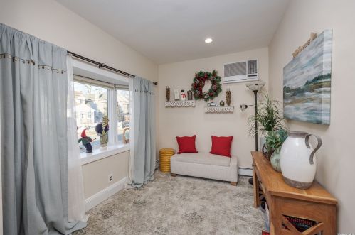 2532 Washington Blvd, North Bellmore, NY 11710-2643