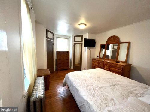 5843 Larchwood Ave, Philadelphia PA  19143-1210 exterior