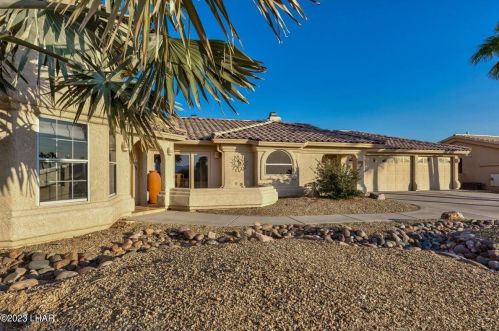 2162 Rudolph Dr, Lake Havasu City, AZ 86406-8106