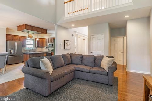 25 Summerlyn Dr, Ephrata PA  17522-9331 exterior