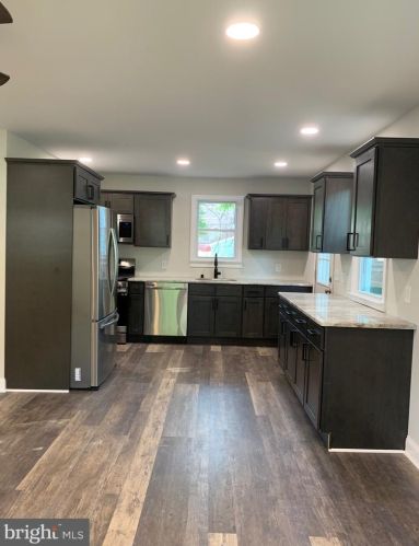 350 9th Ave, Pine Hill NJ  08021-3785 exterior