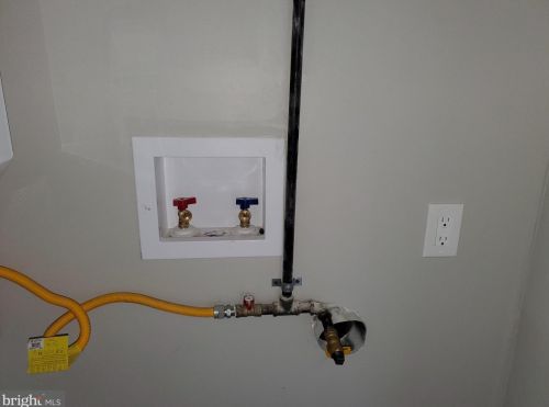 42 Bayberry Ln, Willingboro NJ  08046-1608 exterior