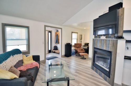 3143 Logan St, Englewood CO 80113-6843 exterior