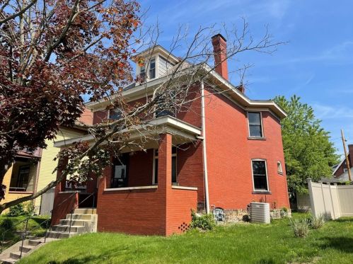 3938 Winshire St, Pittsburgh, PA 15212-1630