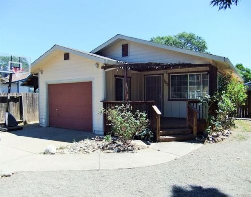 135 Cleveland Ln, Ukiah, CA 95482-4948