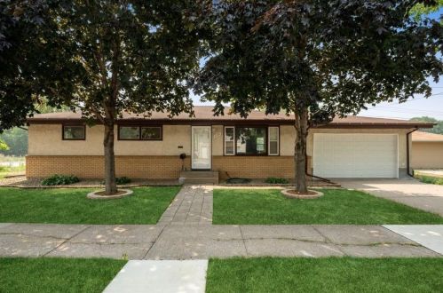 1144 36 1/2 Ave, Minneapolis, MN 55418-1303