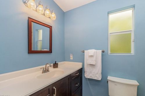 657 91 Ave, Naples FL 34108-2424 exterior