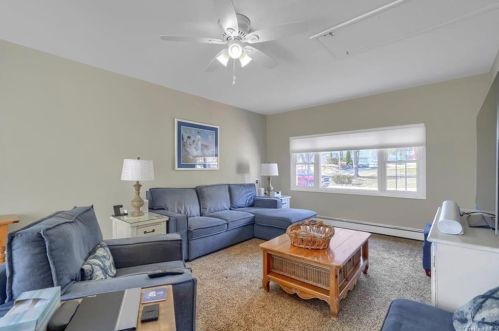 11 Hillside Ter, Monroe NY  10950-2515 exterior