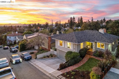 855 Glendome Cir, Oakland CA 94602-1413 exterior