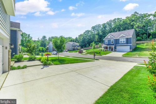 39 Clear Spring Ln, Fredericksburg, VA 22405-2696