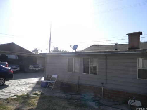 3528 Valley Way, Riverside CA  92509-1447 exterior