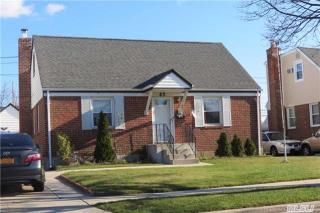 43 Mcalester Ave, Hicksville NY  11801-3719 exterior
