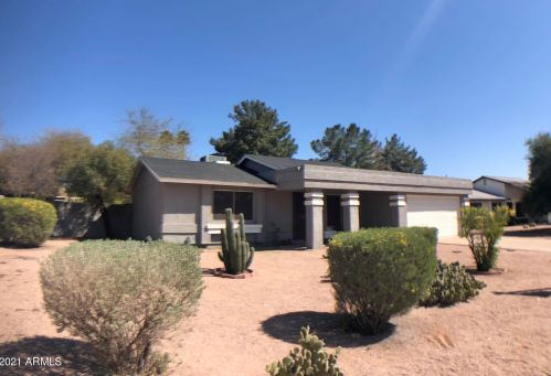 843 Briar, Mesa, AZ 85204-4539