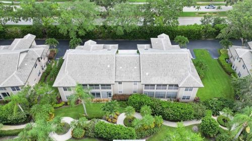172 Via Perignon, Naples, FL 34119-4733