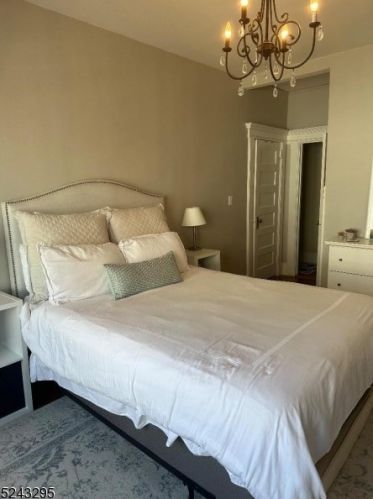 61 Fullerton Ave, Montclair NJ 07043-2208 exterior