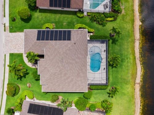 23346 Olde Meadowbrook Cir, Bonita Springs FL  34134-9114 exterior