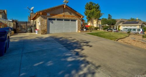 20127 Fallen Leaf Dr, Perris, CA 92570-7102