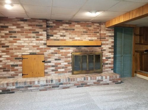 107 Jackson St, Glenshaw PA  15116-1417 exterior