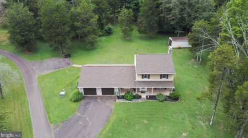 641 Camp Wawa Rd, Collegeville, PA 19473-2127