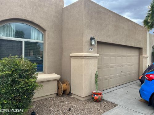 2520 Avenida Mena, Green Valley, AZ 85614-3776