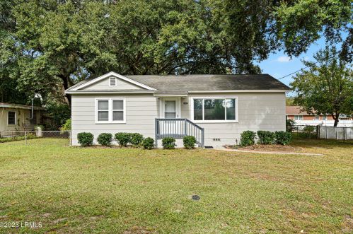 2807 2nd St, Beaufort, SC 29902-3701