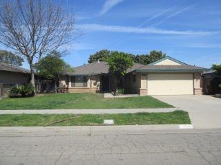 5911 Mckenzie Ave, Fresno, CA 93727-3520