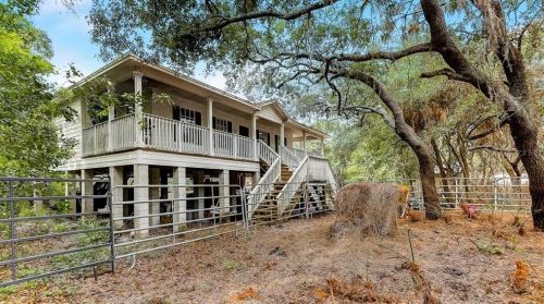 16542 Carlton Lake Rd, Wimauma FL  33598-6320 exterior