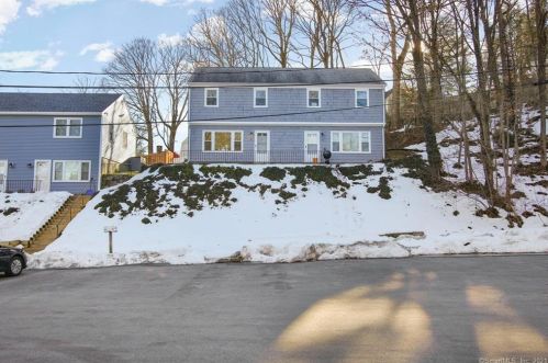 24 Hills Dr, New Canaan, CT 06840-5624