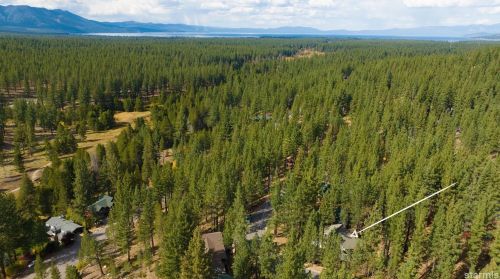 2208 Toiyabe Trl, South Lake Tahoe CA  96150-6861 exterior