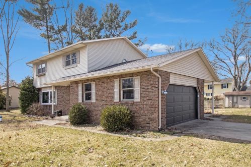 59559 Longbow Dr, Mishawaka, IN 46544-9723