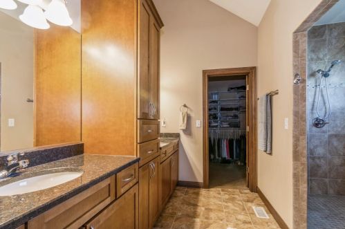 9009 96th Pl, Dyer IN  46373-8972 exterior