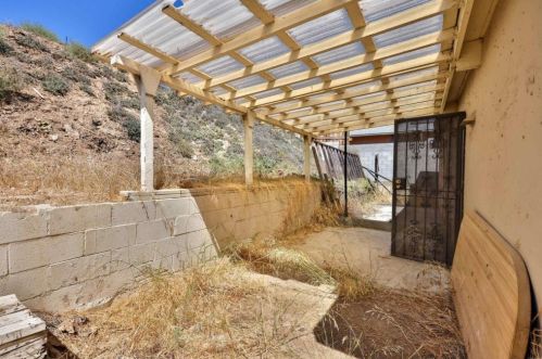 6634 Radio Dr, San Diego CA  92114-1520 exterior