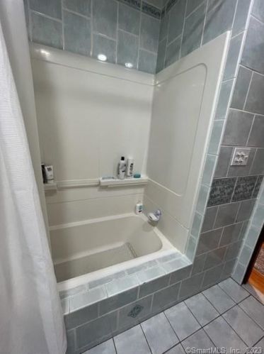 115 Perkins St, Bristol CT  06010-2978 exterior