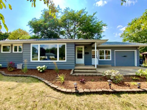 921 Parkview Ln, Mukwonago, WI 53149-1127