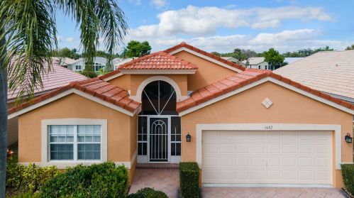 6602 Sun River Rd, Boynton Beach, FL 33437-6028