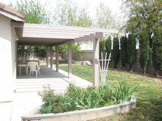 6010 Treehaven Ct, Lancaster, CA 93536-7590