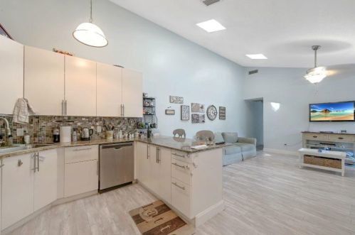 5309 Eagle Lake Dr, West Palm Beach FL  33418-1538 exterior
