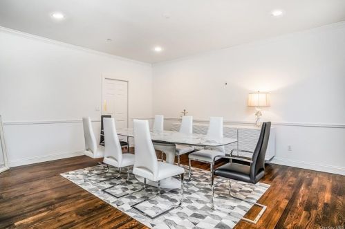 100 Stonewall Cir, White Plains NY  10604-1124 exterior