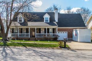 10912 Shady Hollow Dr, Louisville, KY 40241-4829