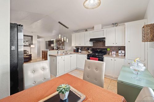 3747 Wilson Ave, San Diego CA  92104-3916 exterior