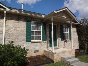 7823 Stone Garden Way, Powell TN  37849-4642 exterior