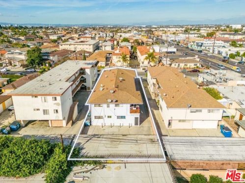 4018 133 St, Hawthorne CA  90250-5913 exterior