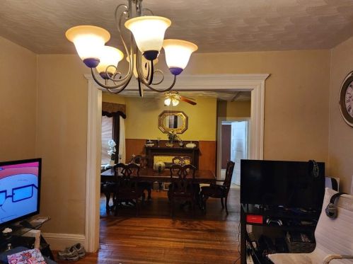 38 Atlantic Ave, Providence RI 02904-3249 exterior