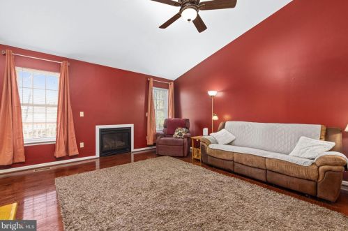 220 Musket Ln, Locust Grove VA  22508-5516 exterior