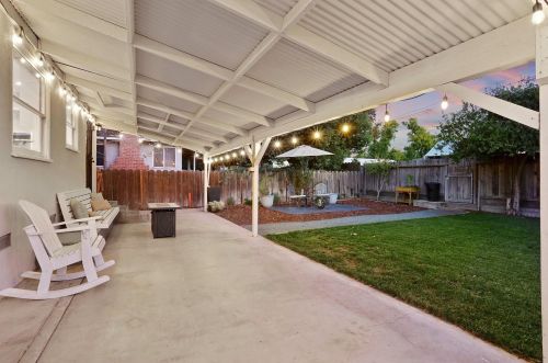 612 Catalina Way, Modesto CA  95350-4213 exterior